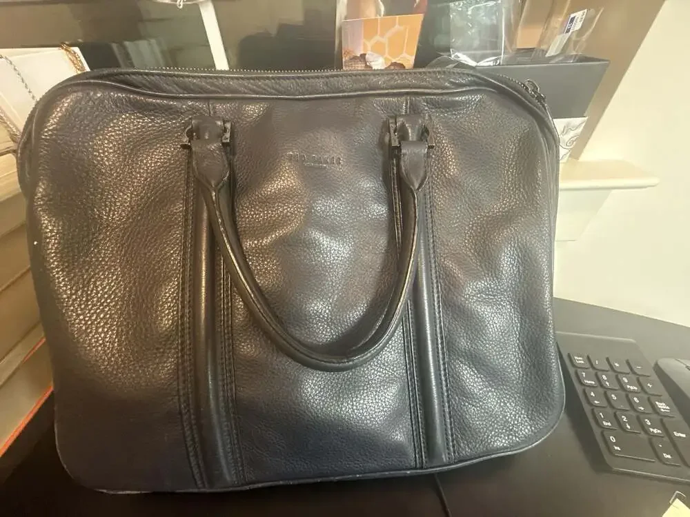 Ted Baker London navy Leather Double Compartment Laptop Briefcase  Missing strap